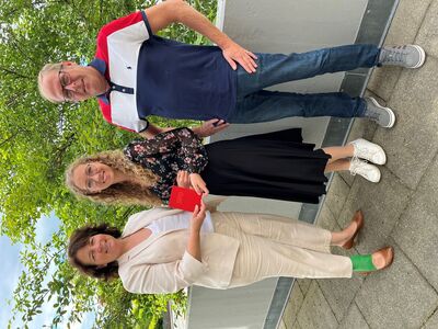 SPD Kreisvorsitzende und Mdl Ruth Müller, SPD Neuzugang Juliane Schlichter, SPD Ortsvorsitzender Markus Schlichter