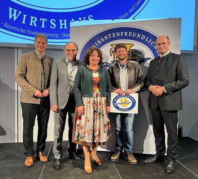 Dr. Olaf Heinrich, BM Rolf-Peter Holzleitner, Ruth Müller, MdL, Stefan Geier, Staatsminister Albert Füracker