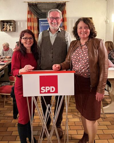 v.l.n.r Anja König, Joachim Czichon, MdL Ruth Müller