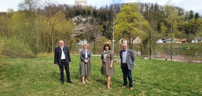 Landrat Martin Neumeyer, MdB Rita Hagl-Kehl, MdL Ruth Müller, SPD Kreisrat Willi Dürr