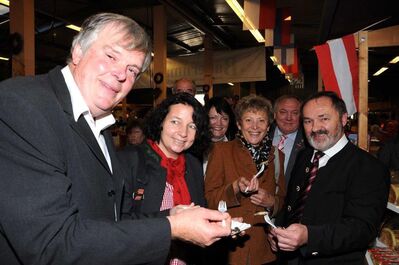 Österreichische Mohnnudeln werden probiert (Foto: René Spanier)