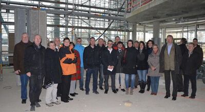 Kreisvorstand, Kreis- und Gemeinderäte auf der Großbaustelle in Ergolding