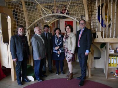 Besuch der Landauer KiTa "SpielRaum" mit Markus Rinderspacher, MdL