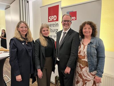 Sibylle Entwistle, Annika Hagn, Markus Rinderspacher und Ruth Müller