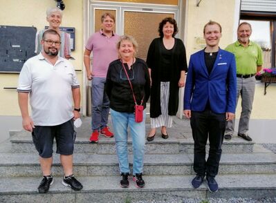 Die neue Vorstandschaft der örtlichen SPD. Fotos: Martina Hesse-Hujb