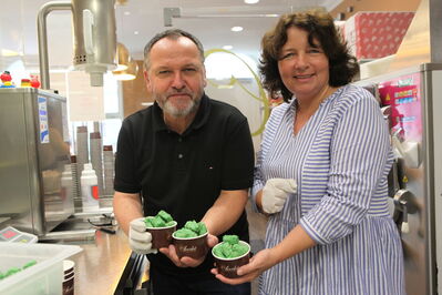 Ruth Müller und Chocolat-Besitzer Olaf Minet