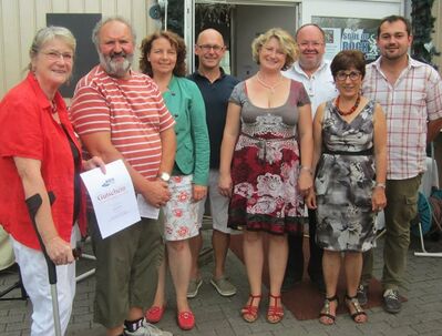 Die Vorstandschaft der SPD-Ergoldsbach zusammen mit den Gewinnern der Landtags- und Bundestagsfahrt