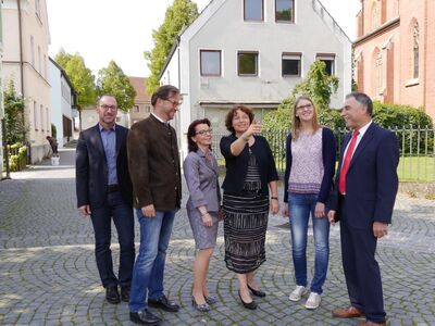 Diskussion über die Umgestaltung der Ortsmitte mit Staatssekretär Florian Pronold, MdB