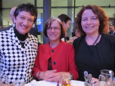 Inge Aures, Johanna Werner-Muggendorfer und Ruth Müller in Bad Gögging