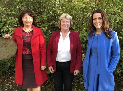 Ruth Müller (l.), Maria Neudecker (mitte), Nicole Bauer (rechts)
