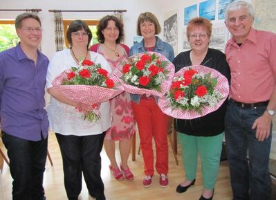 Stefan Werner, Birgid Oberbeck-Veitl, Ruth Müller, Astrid Tzschaschel, Beate Sommerfeld und Hans Meier bei der Ehrung