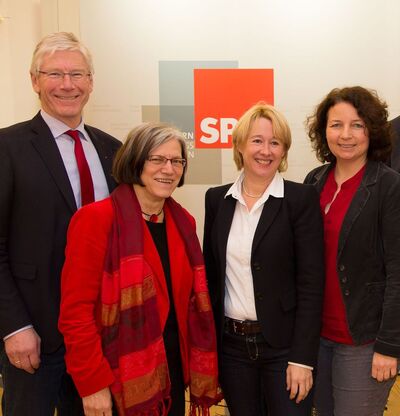 v.l. MdLs Bernhard Roos, Johanna Werner-Muggendorfer, tourismuspolitische Sprecherin Martina Fehlner, Ruth Müller