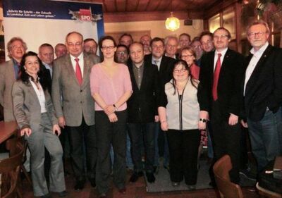 Die neue Vorstandschaft mit Mitgliedern der SPD-Fraktion