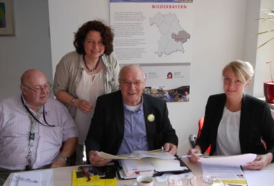 Karl-Heinz Bienert, Hans-Joachim Bahr (VdK-KV), Ruth Müller, MdL und VdK-Kreisgeschäftsführerin Tanja Eigner